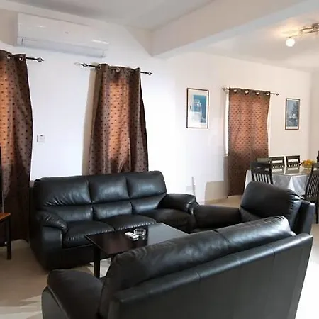 فيلة Chrysallis بييا