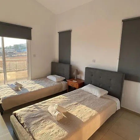 Chrysallis Villa Peyia