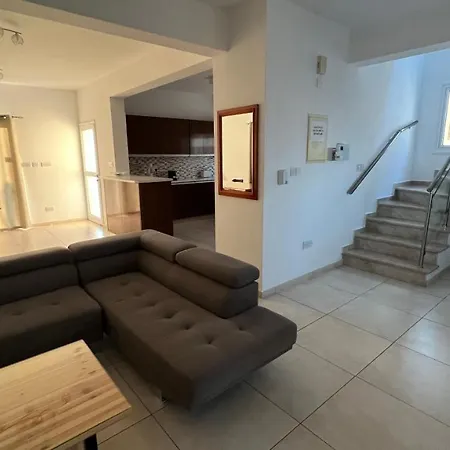 Chrysallis Villa Peyia